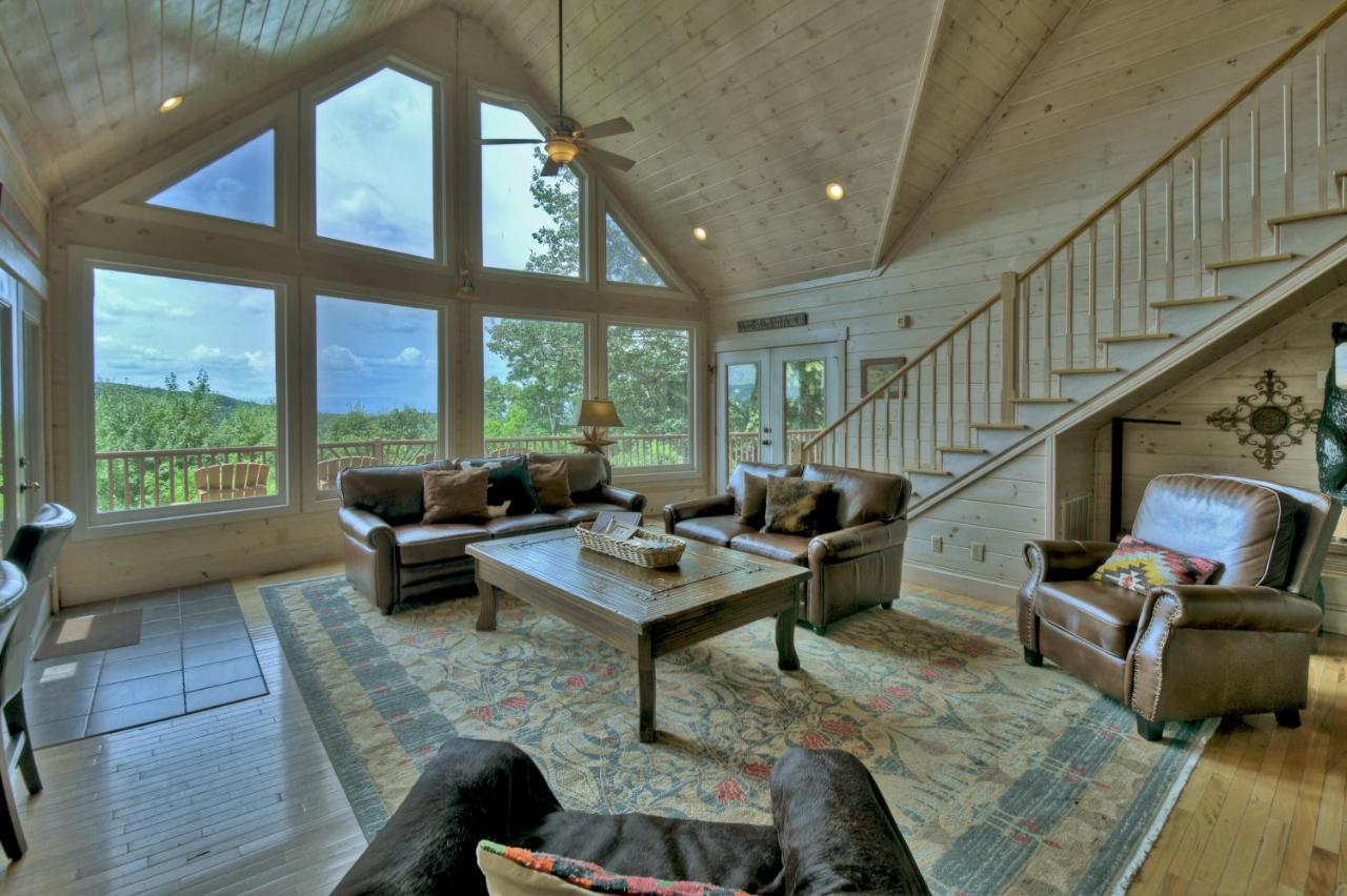 Champagne Chalet - Cuddleup Villa Morganton Екстериор снимка