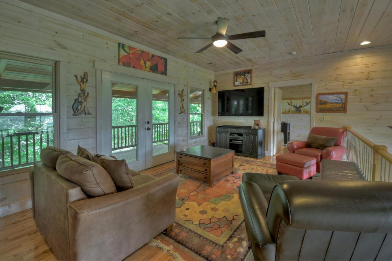 Champagne Chalet - Cuddleup Villa Morganton Екстериор снимка